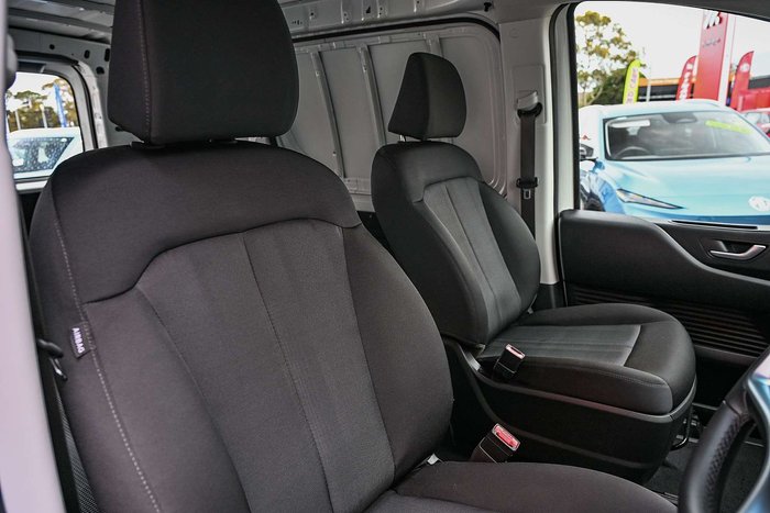 2024 Hyundai STARIA LOAD