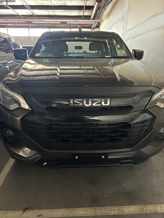 2025 Isuzu D-MAX X-RIDER