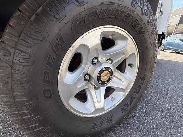 2012 Toyota Landcruiser GXL