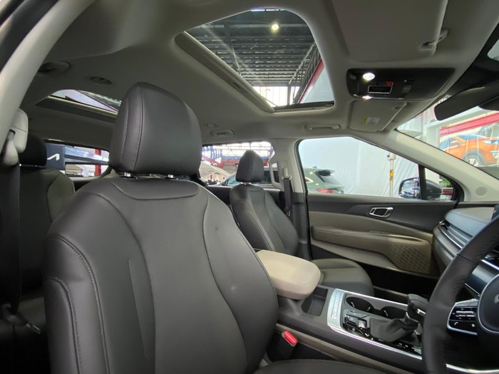 2025 Kia Carnival GT-Line Lite