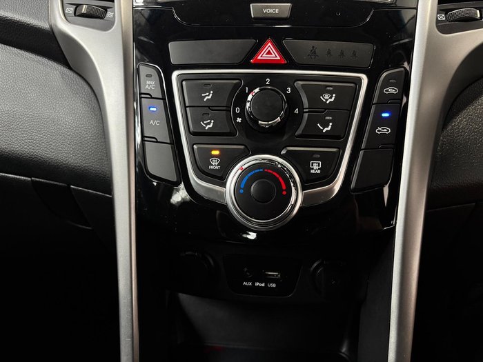 2017 Hyundai i30 Active GD4 Series II MY17 Fiery Red