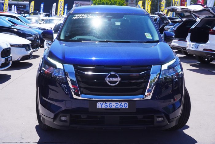 2024 Nissan Pathfinder ST-L