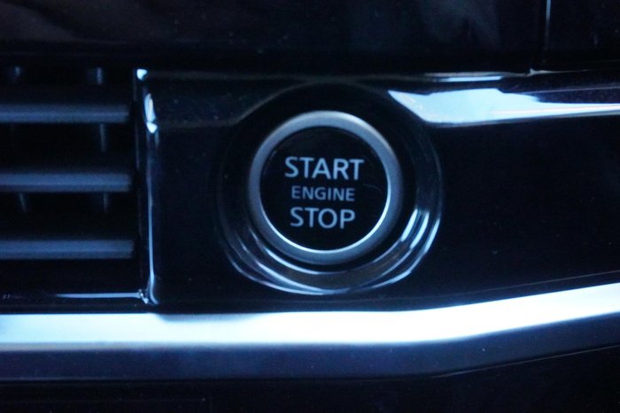 2024 Nissan Pathfinder ST-L