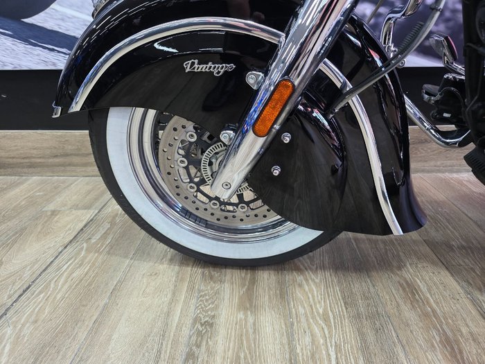 2019 INDIAN CHIEF VINTAGE SILVER-TH BLACK Black