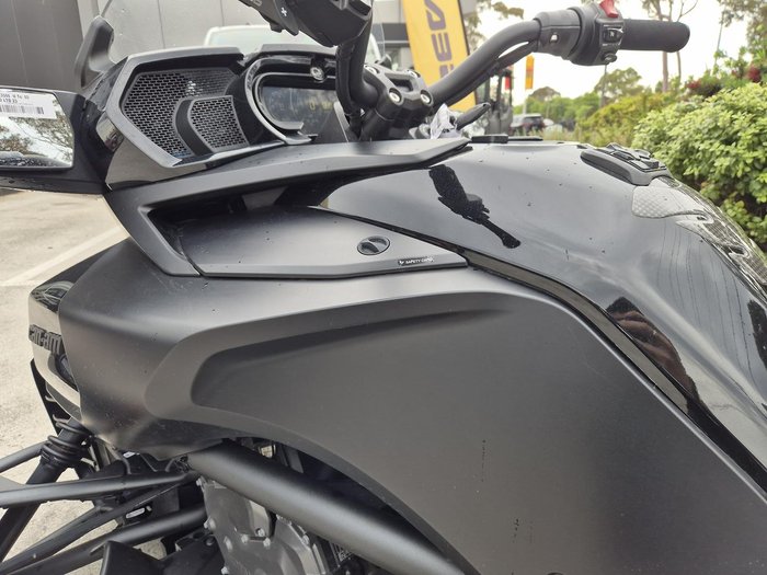 2023 Can-Am Spyder F3 LTD SE6 Spyder F3 Black
