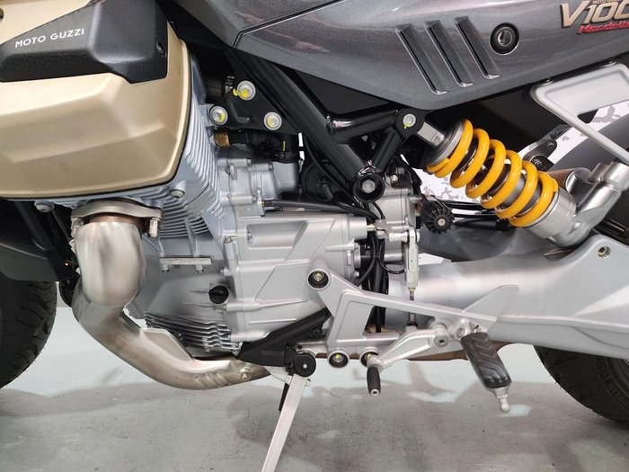 2024 Moto Guzzi V100 Mandello S V100 Grey