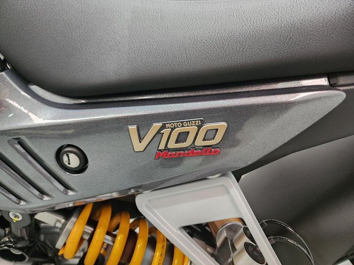 2024 Moto Guzzi V100 Mandello S V100 Grey
