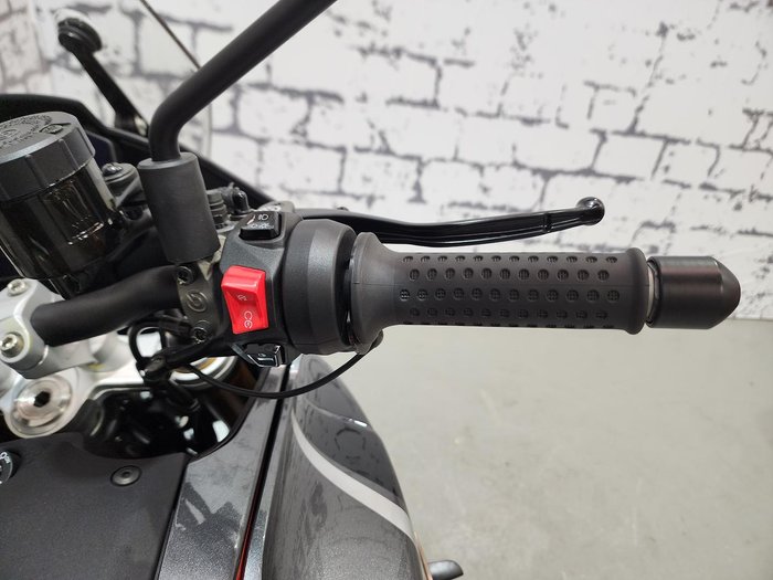 2024 Moto Guzzi V100 Mandello S V100 Grey