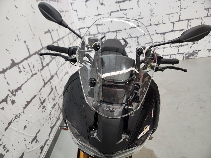 2024 Moto Guzzi V100 Mandello S V100 Grey