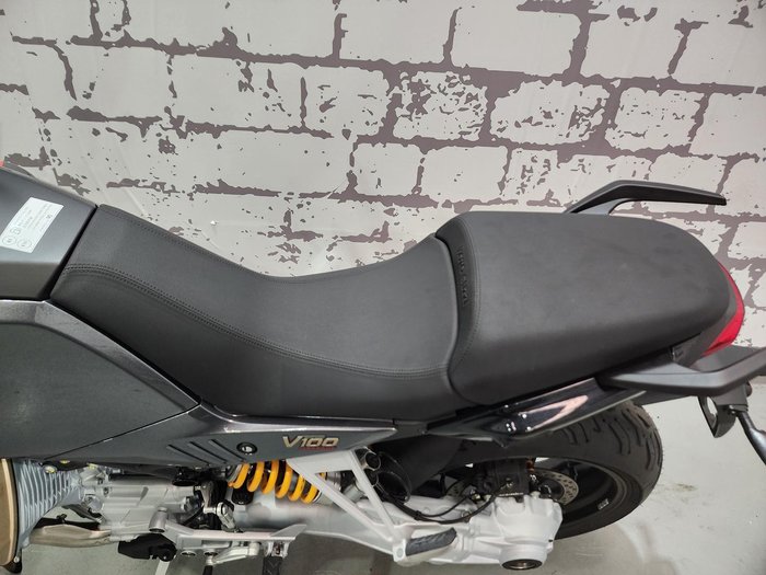 2024 Moto Guzzi V100 Mandello S V100 Grey