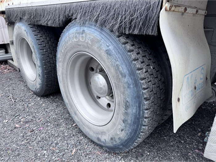 1995 Freightliner Fl 112