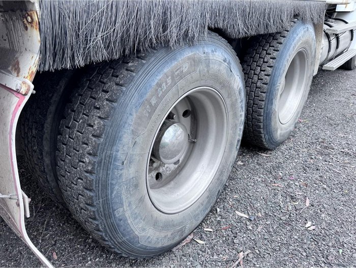 1995 Freightliner Fl 112