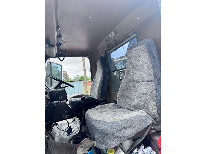 1995 Freightliner Fl 112