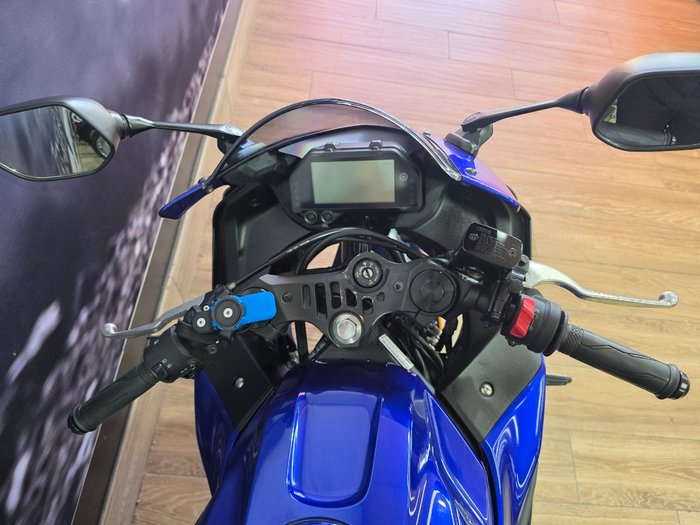2023 Yamaha YZF-R3 BLUE