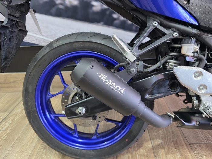 2023 Yamaha YZF-R3 BLUE