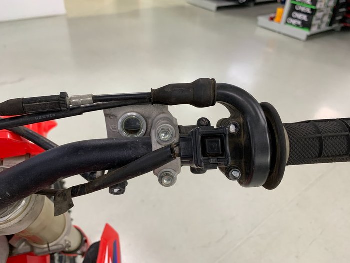 2023 Honda CRF250R Red