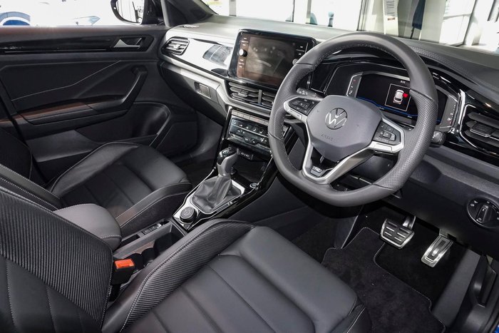 2025 Volkswagen T-Roc 140TSI R-Line