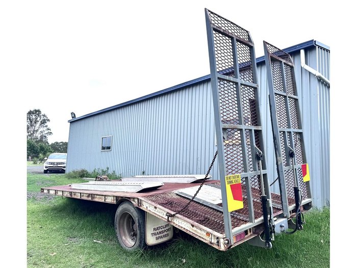 2006 Transpact Tag Trailer