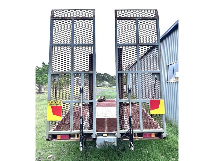 2006 Transpact Tag Trailer