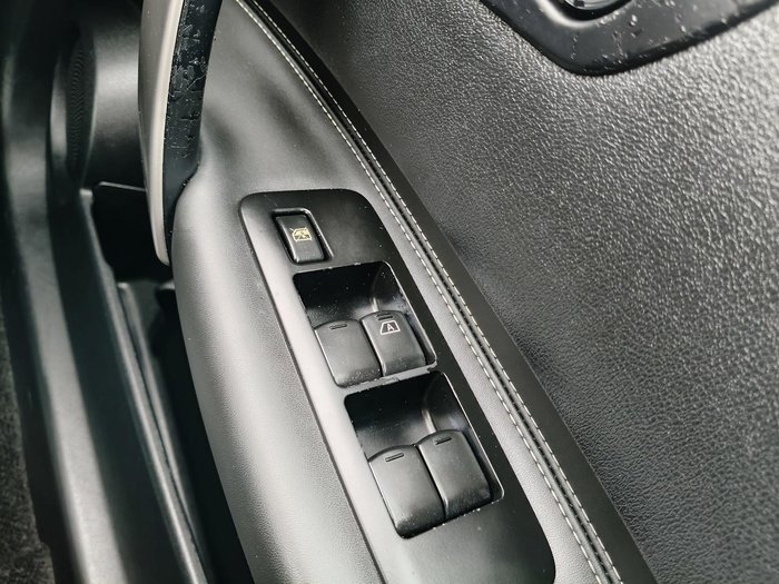 2012 Nissan Dualis Ti-L J10 Series 3 MY12 AWD Arctic White