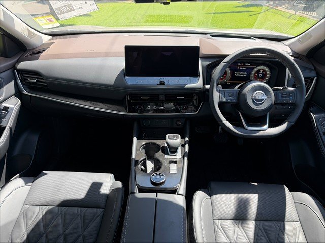 2025 Nissan T33 TI-L