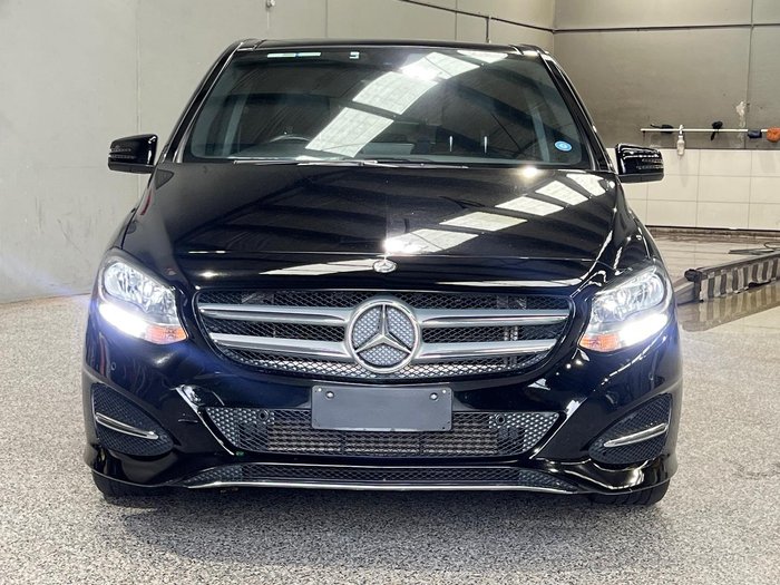 2015 Mercedes-Benz B-Class B180 W246 Cosmos Black