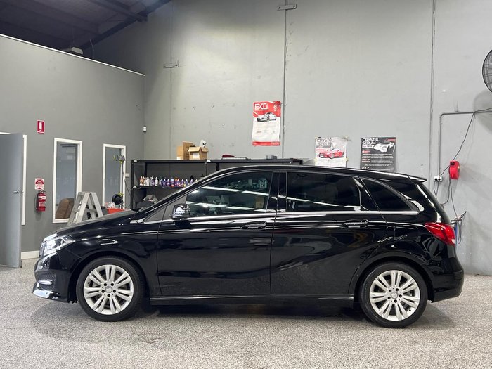 2015 Mercedes-Benz B-Class B180