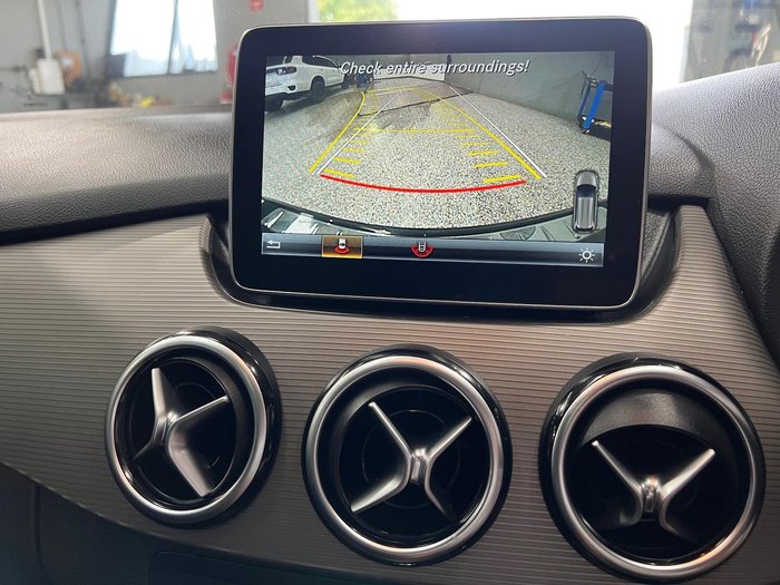 2015 Mercedes-Benz B-Class B180 W246 Cosmos Black