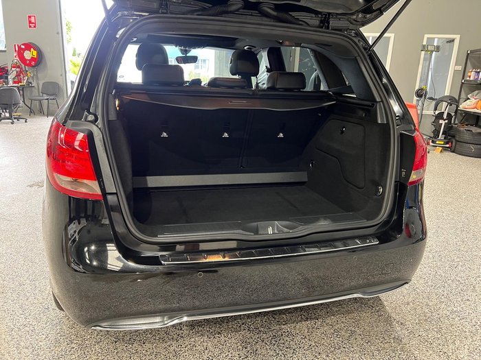 2015 Mercedes-Benz B-Class B180 W246 Cosmos Black