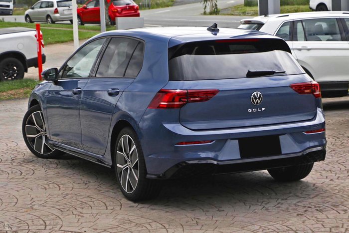 2025 Volkswagen Golf 110TSI R-Line