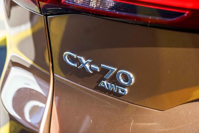 2024 Mazda CX-70 G50e Azami