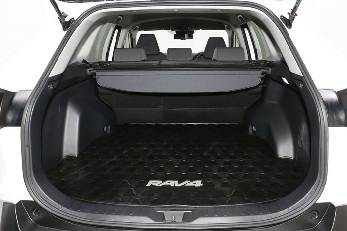 2024 Toyota RAV4 GXL