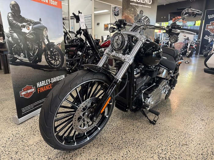 2025 Harley-Davidson Breakout 117 (FXBR) Softail Black