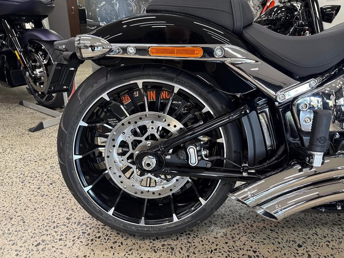 2025 Harley-Davidson Breakout 117 (FXBR) Softail Black
