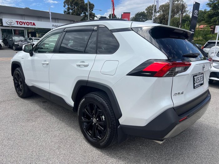 2024 Toyota RAV4 GXL