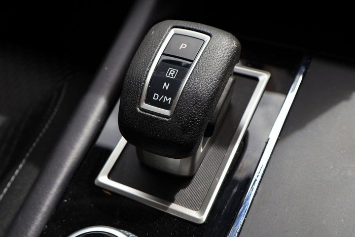 2024 Mitsubishi Outlander ES