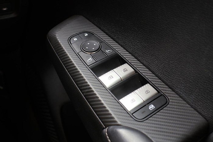 2024 Mitsubishi Outlander ES