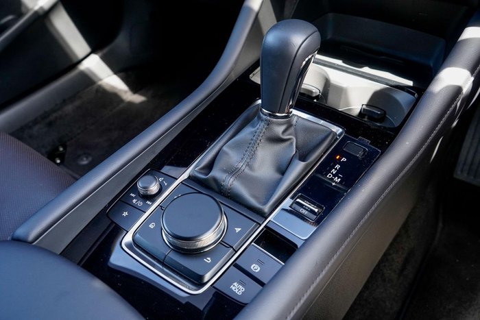 2025 Mazda 3 G20 Touring