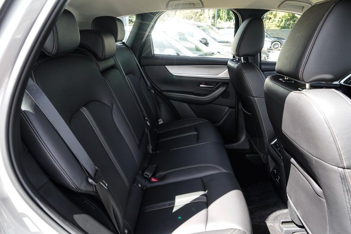 2025 Mazda CX-60 G40e Evolve