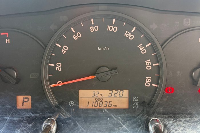 2015 Toyota Hiace Commuter