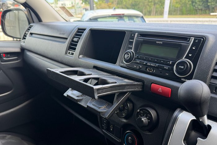 2015 Toyota Hiace Commuter