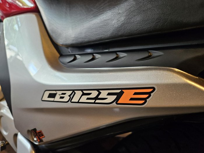 2016 Honda CB125E CB Red