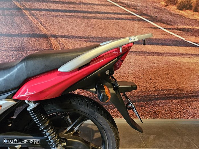 2016 Honda CB125E CB Red