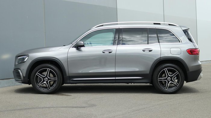 2025 Mercedes-Benz GLB-Class GLB250