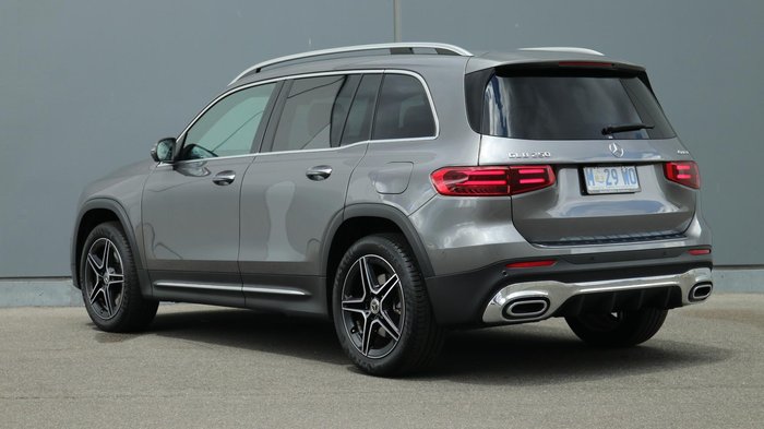 2025 Mercedes-Benz GLB-Class GLB250