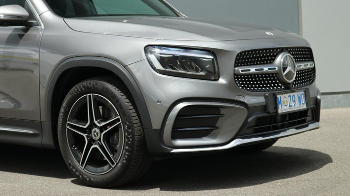 2025 Mercedes-Benz GLB-Class GLB250