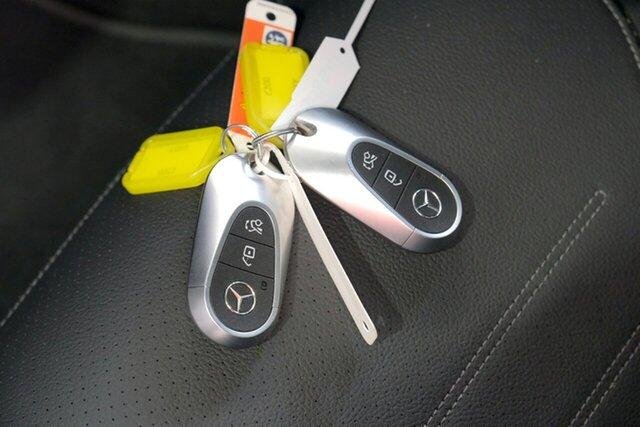 2025 Mercedes-Benz C-Class C200