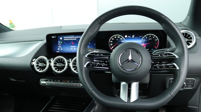 2025 Mercedes-Benz GLA-Class GLA250