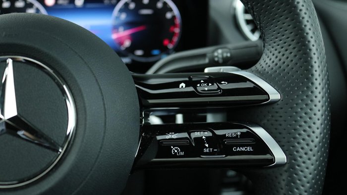 2025 Mercedes-Benz GLA-Class GLA250