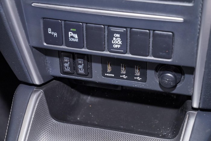 2021 Mitsubishi Triton GSR